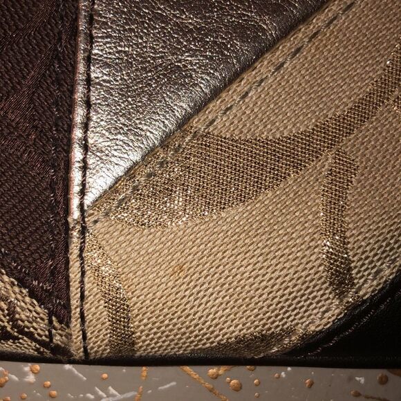Coach Tan Brown Gold Coach Logo Patchwork Clutch Wristlet - Picture 10 of 10